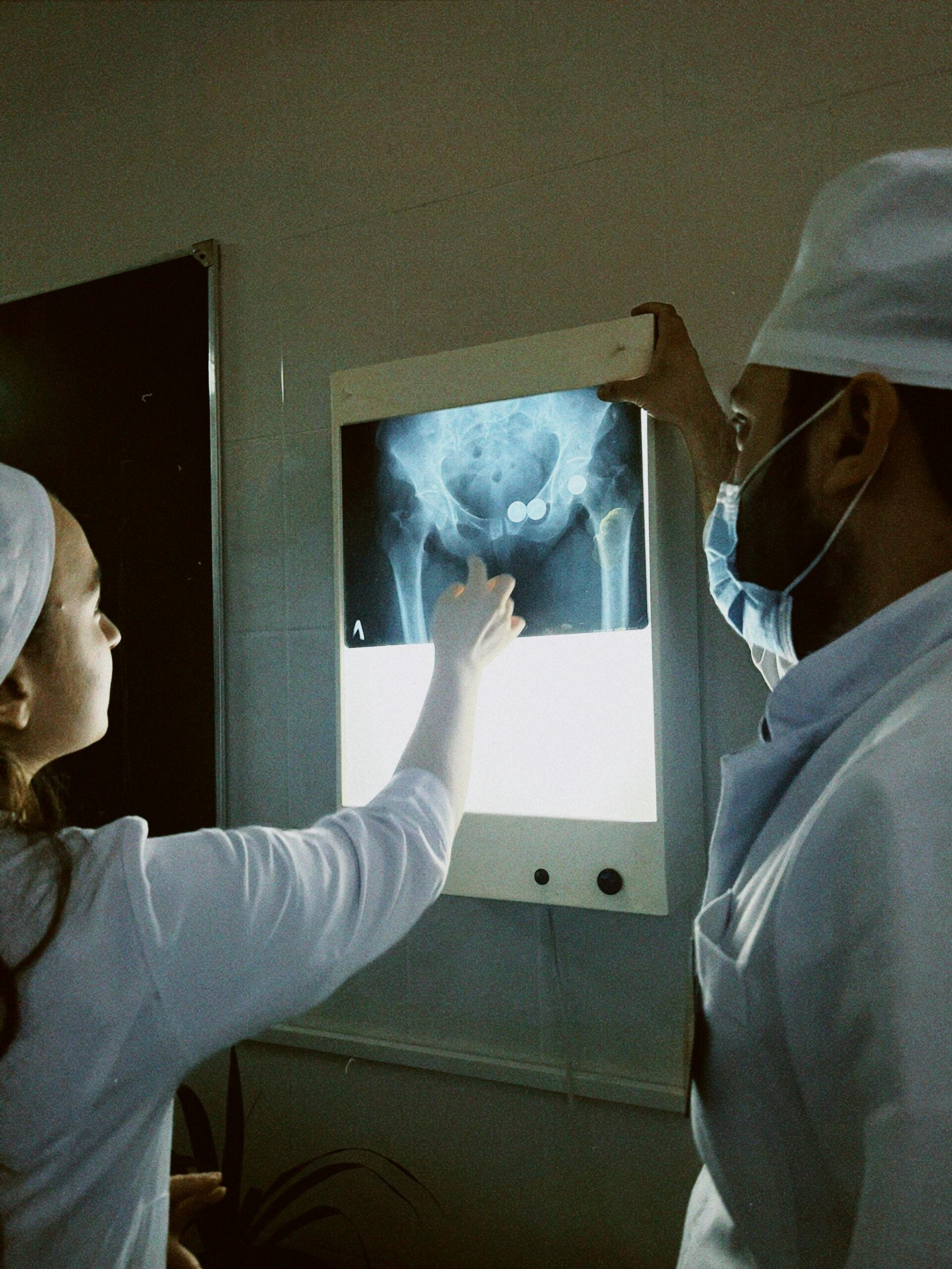 Empowering imaging professionals <br>for the future
